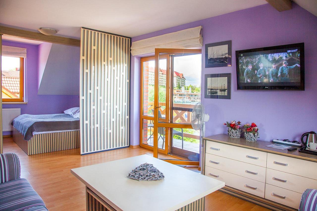Sloneczny Port Bed and Breakfast Mikołajki Eksteriør billede