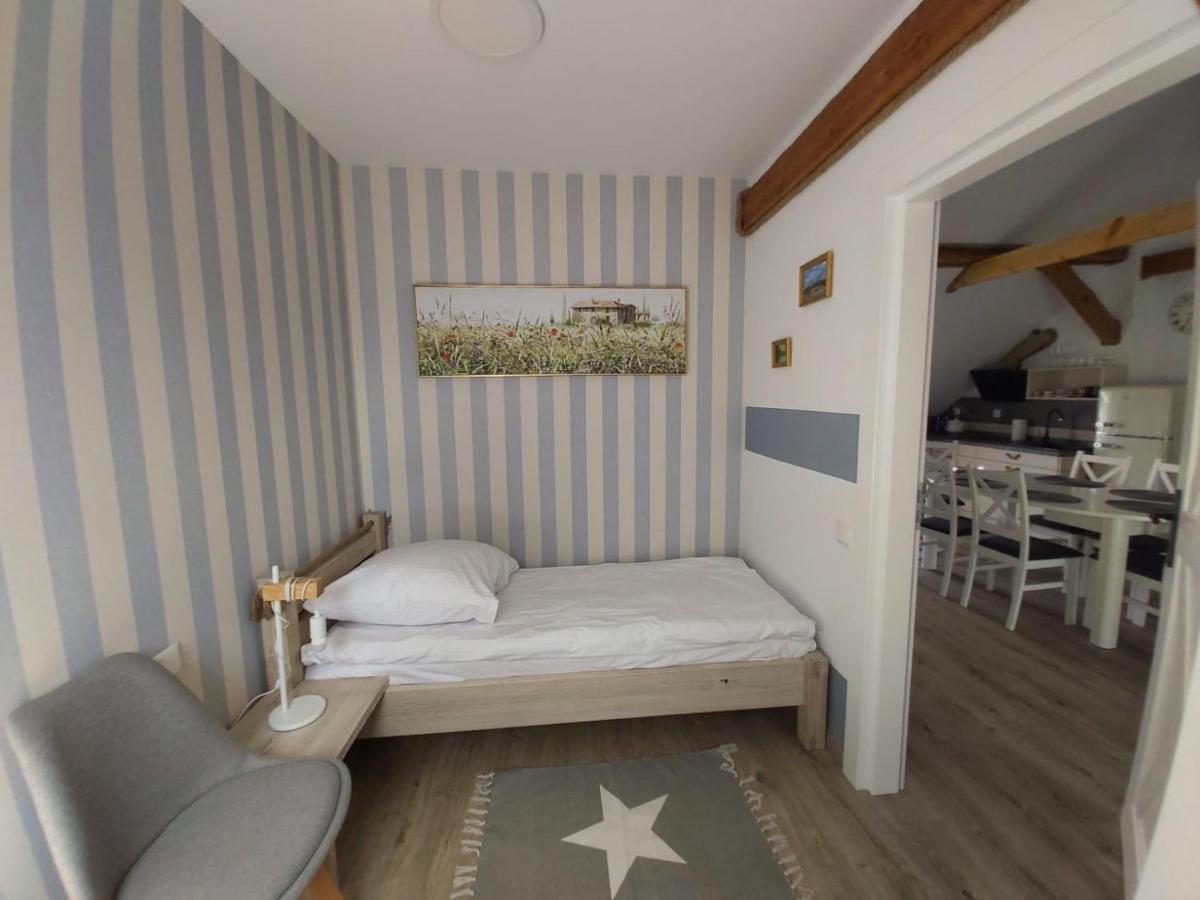Sloneczny Port Bed and Breakfast Mikołajki Eksteriør billede